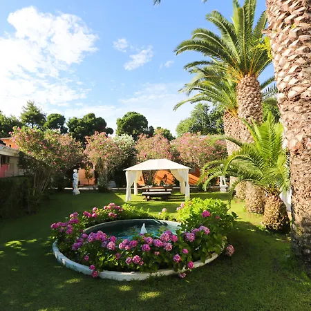 Mandraki Village Boutique Koukounaries