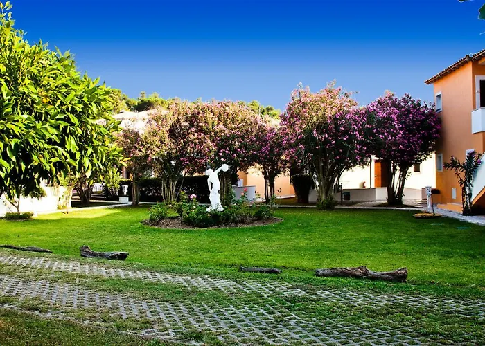 Mandraki Village Boutique Koukounaries