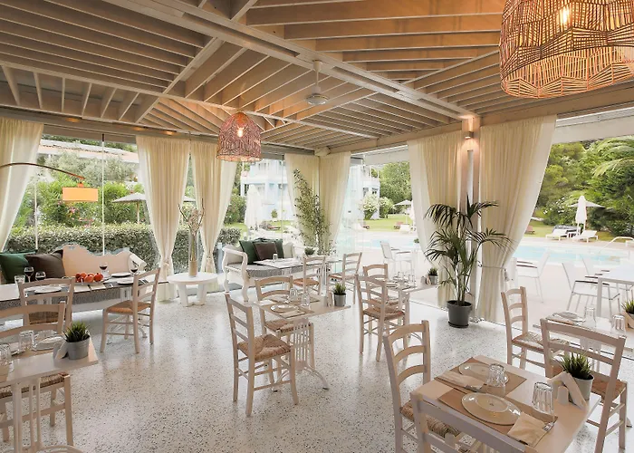 Hotel Mandraki Village Boutique Koukounaries