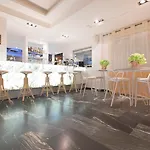 Mandraki Village Boutique Kukunariész