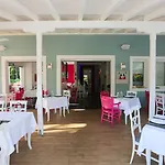Mandraki Village Boutique Hotel 4*