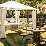 Mandraki Village Boutique Kukunariész