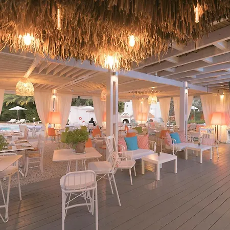Mandraki Village Boutique 4* Koukounaries