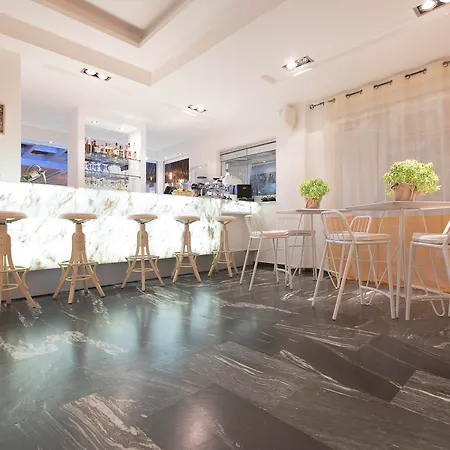 Mandraki Village Boutique Κουκουναριές