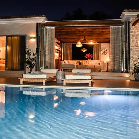 Hotel Mandraki Village Boutique Koukounaries