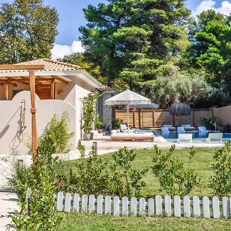 Hotel Mandraki Village Boutique