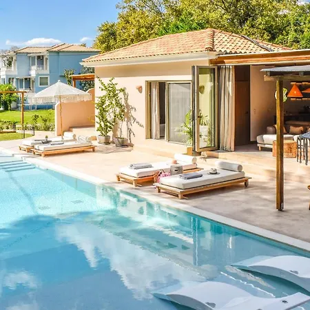 Mandraki Village Boutique Hotel 4*