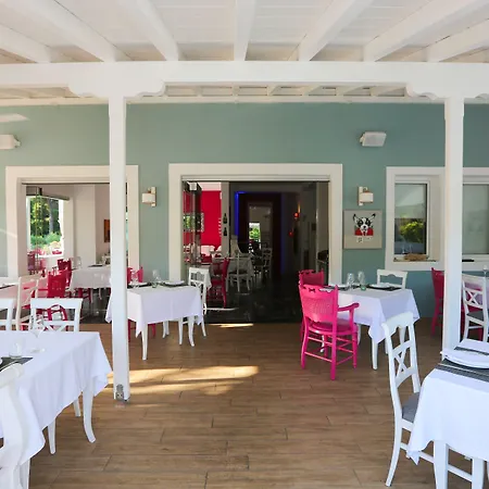 Mandraki Village Boutique Отель 4*
