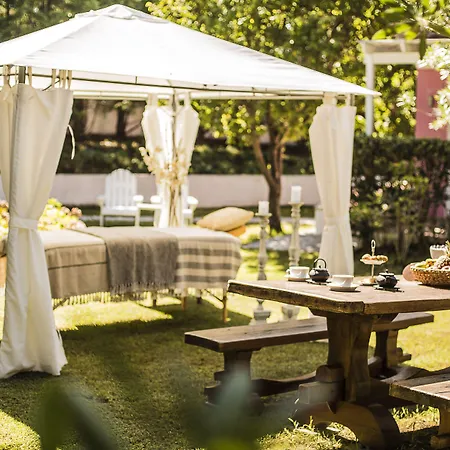 Mandraki Village Boutique Κουκουναριές