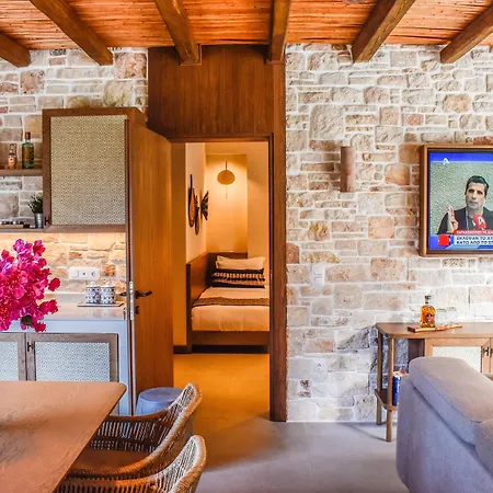 Hotel Mandraki Village Boutique 4*