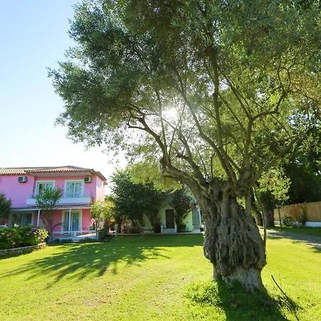 Hotel Mandraki Village Boutique 4*