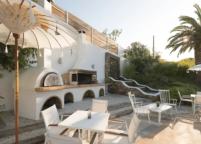 Ξενοδοχείο Mandraki Village Boutique 4*