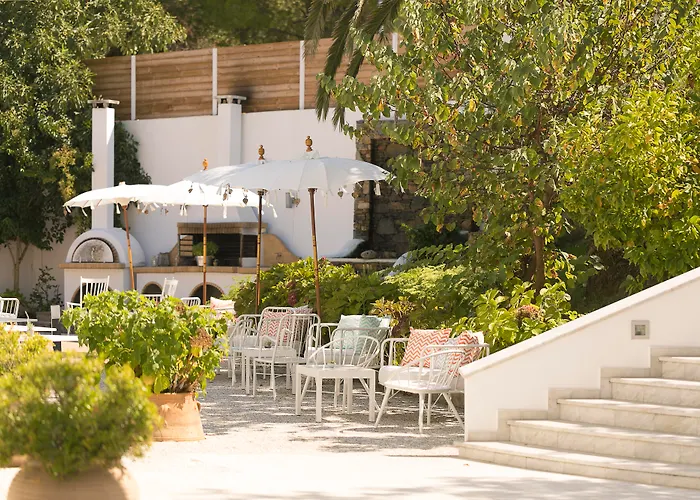 Ξενοδοχείο Mandraki Village Boutique Κουκουναριές