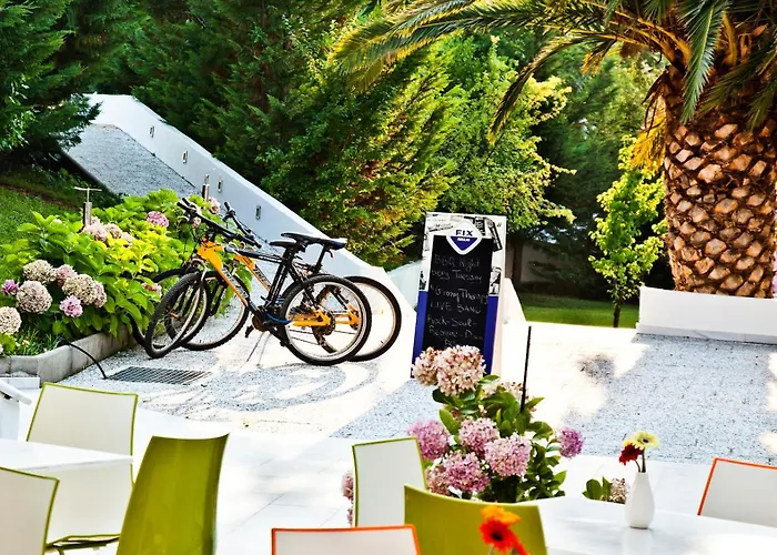 Mandraki Village Boutique