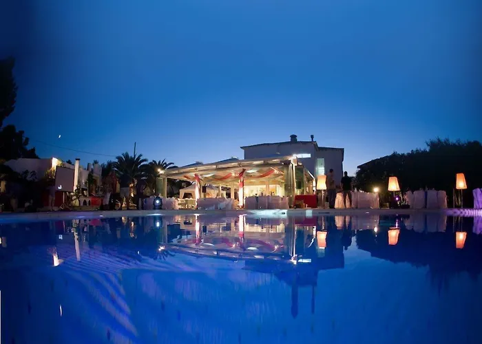 Mandraki Village Boutique Κουκουναριές