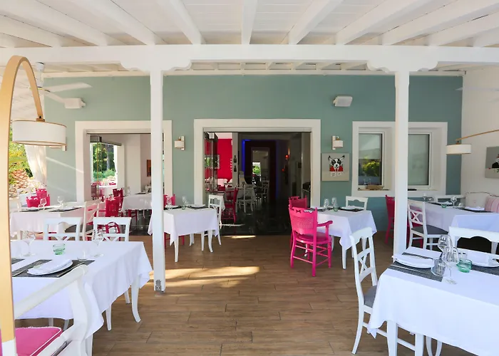 Mandraki Village Boutique Ξενοδοχείο 4*