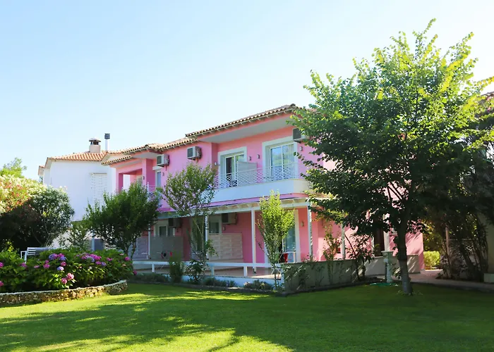 Mandraki Village Boutique 4* Κουκουναριές