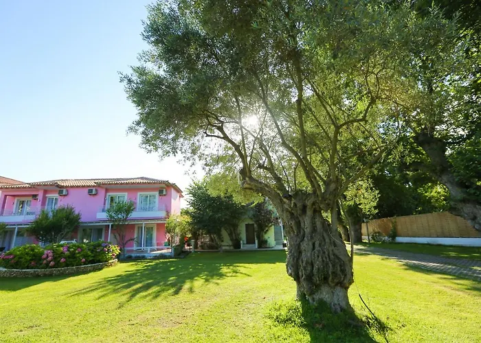 Ξενοδοχείο Mandraki Village Boutique 4*