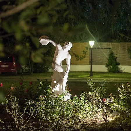 Otel Mandraki Village Boutique Koukounaries