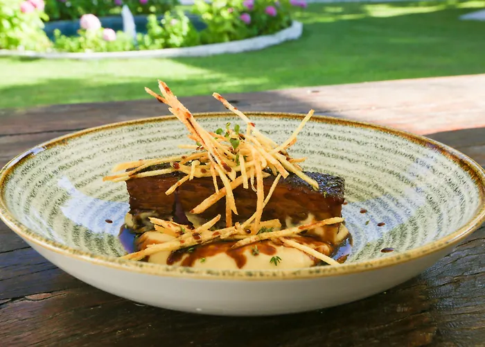 Mandraki Village Boutique Koukounaries