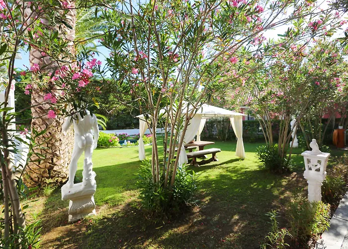 Mandraki Village Boutique 4*